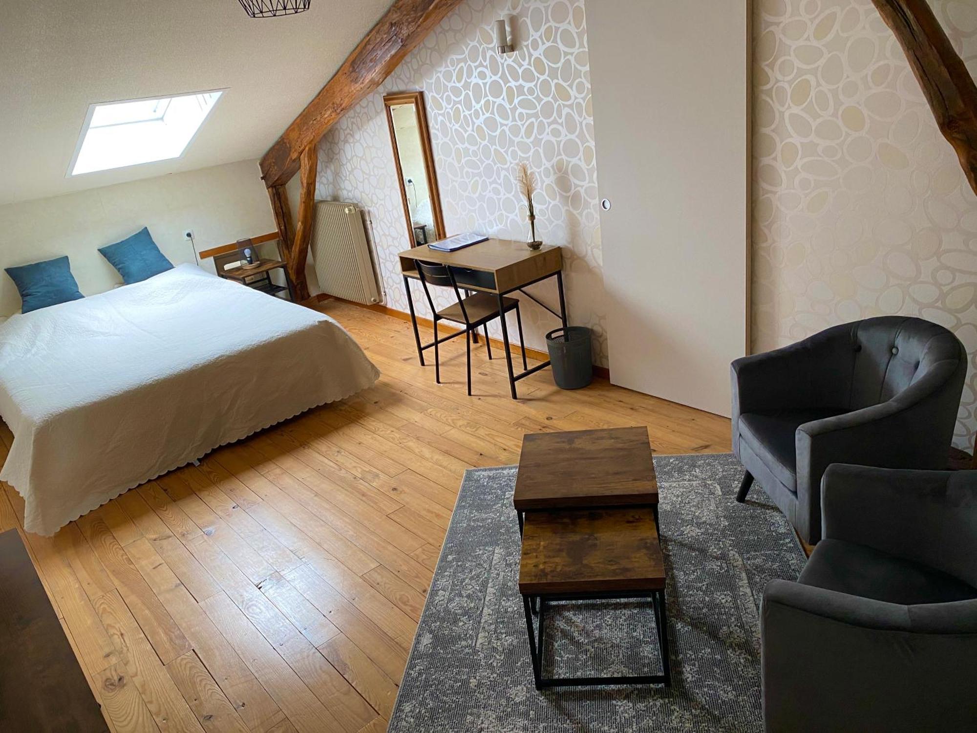 Le Petit Bleu Chambre D'Hotes Bourg-de-Visa Bagian luar foto